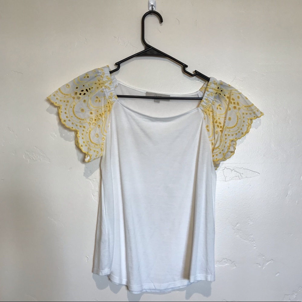 White blouse with sleeve detail